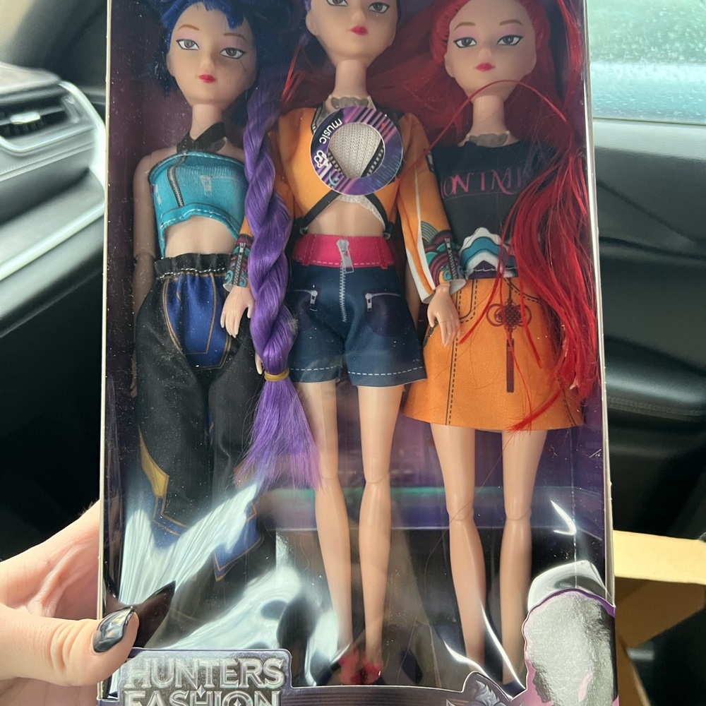 K Pop demon hunter dolls.